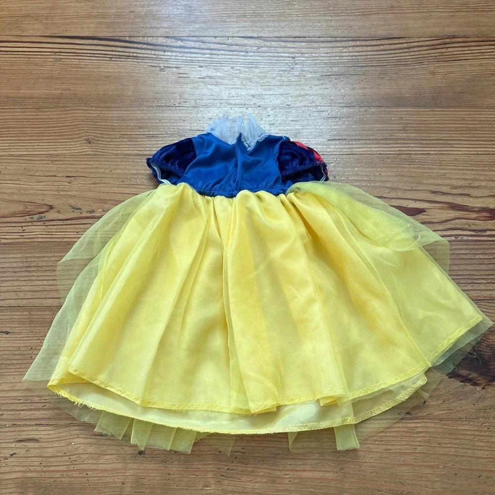 Disney baby snow
